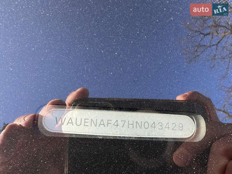 Седан Audi A4 2017 в Дрогобыче