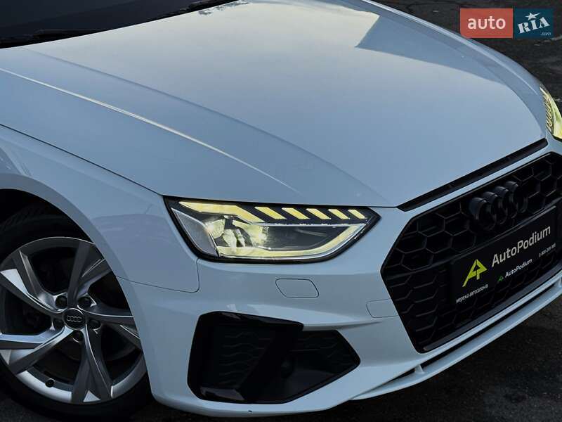 Седан Audi A4 2020 в Киеве