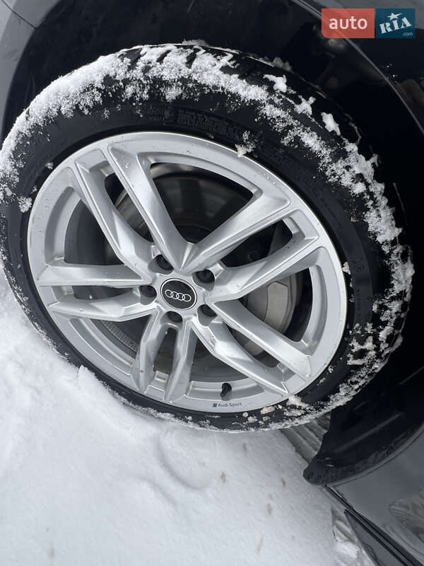 Седан Audi A4 2023 в Днепре