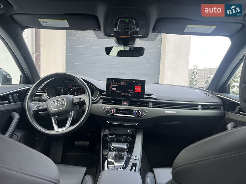 Седан Audi A4 2023 в Днепре