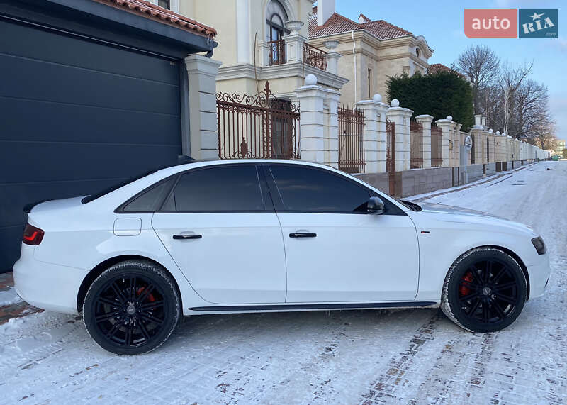 Седан Audi A4 2012 в Одессе