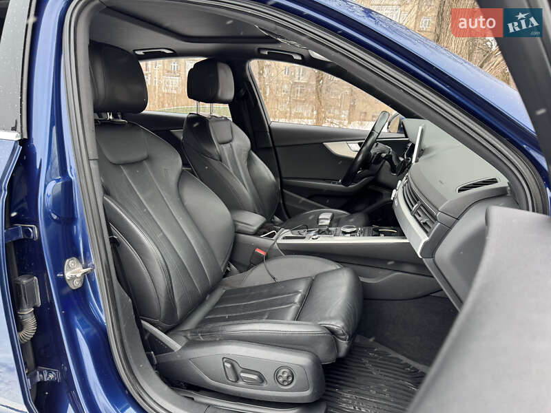 Седан Audi A4 2016 в Харкові