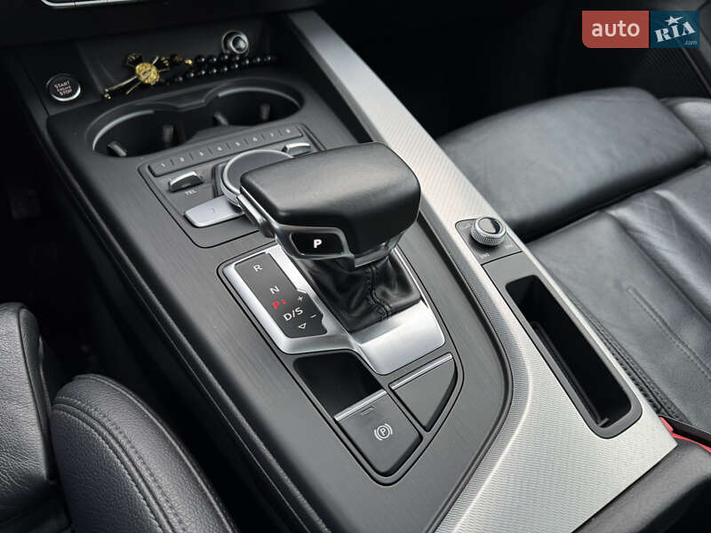 Седан Audi A4 2016 в Харкові