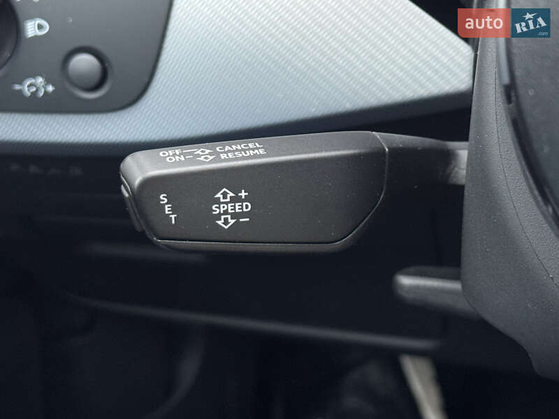 Седан Audi A4 2016 в Харкові