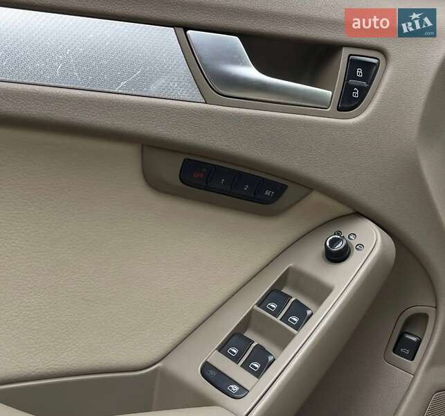 Седан Audi A4 2011 в Миколаєві