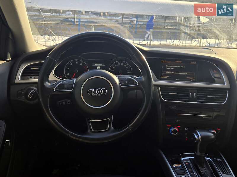Седан Audi A4 2012 в Києві
