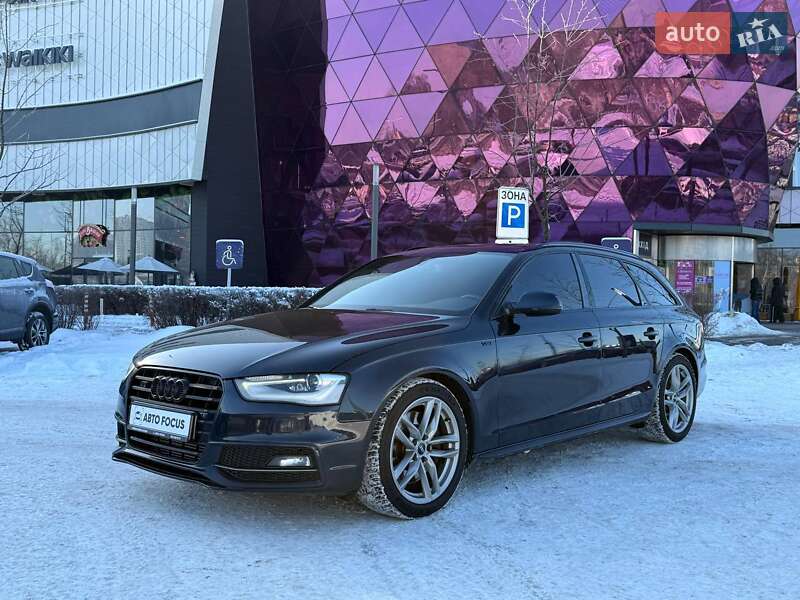 Универсал Audi A4 2015 в Киеве