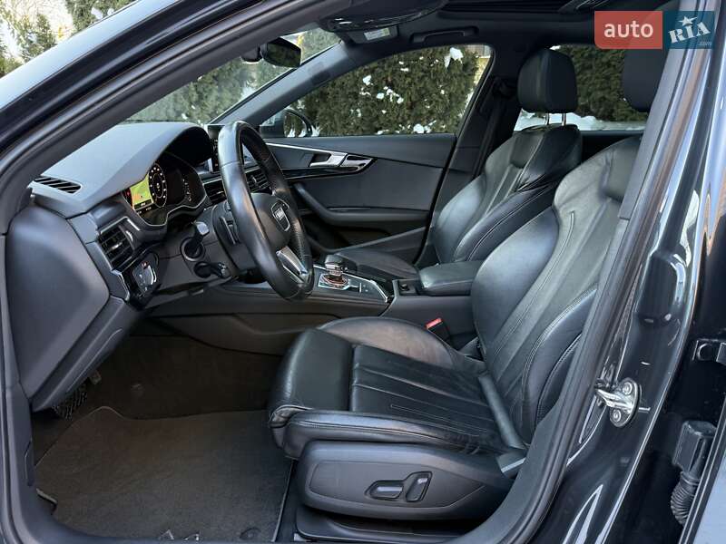 Седан Audi A4 2016 в Рівному