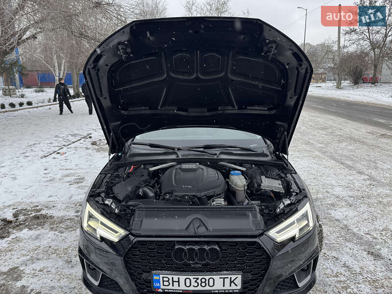 Седан Audi A4 2016 в Одесі