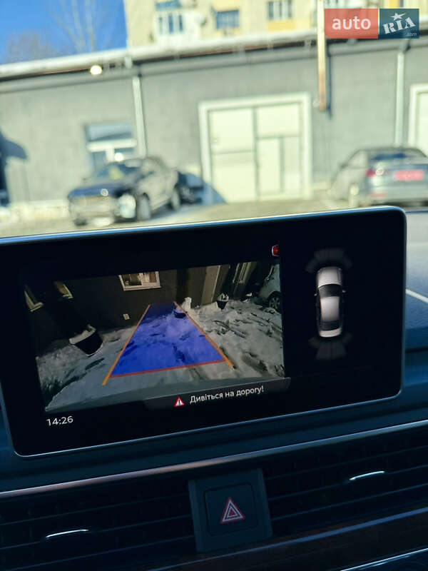 Седан Audi A4 2019 в Львове