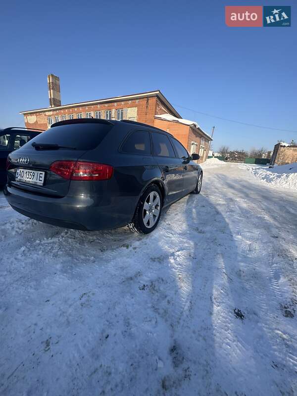 Универсал Audi A4 2010 в Ровно