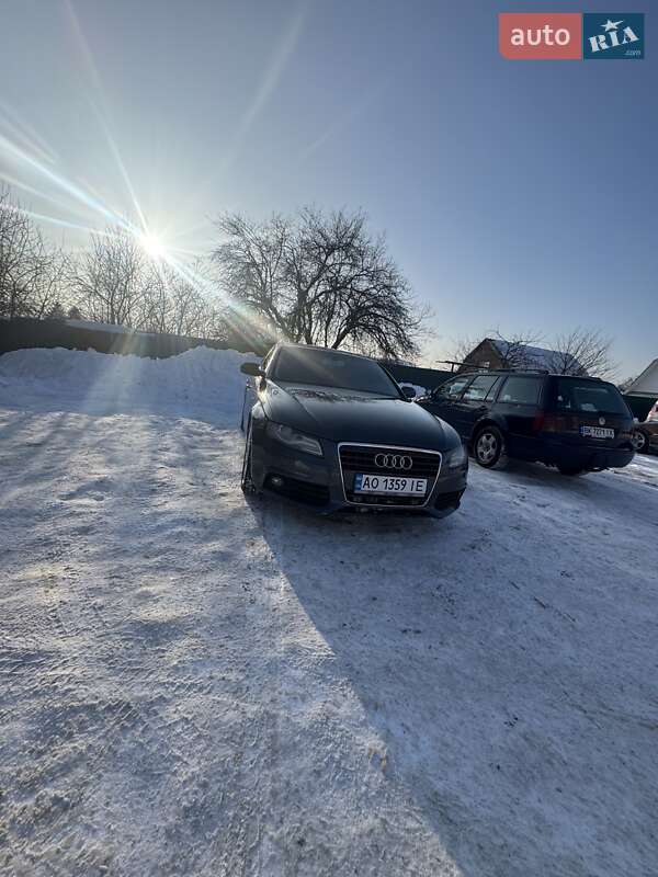 Универсал Audi A4 2010 в Ровно