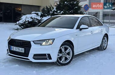 Седан Audi A4 2018 в Запоріжжі