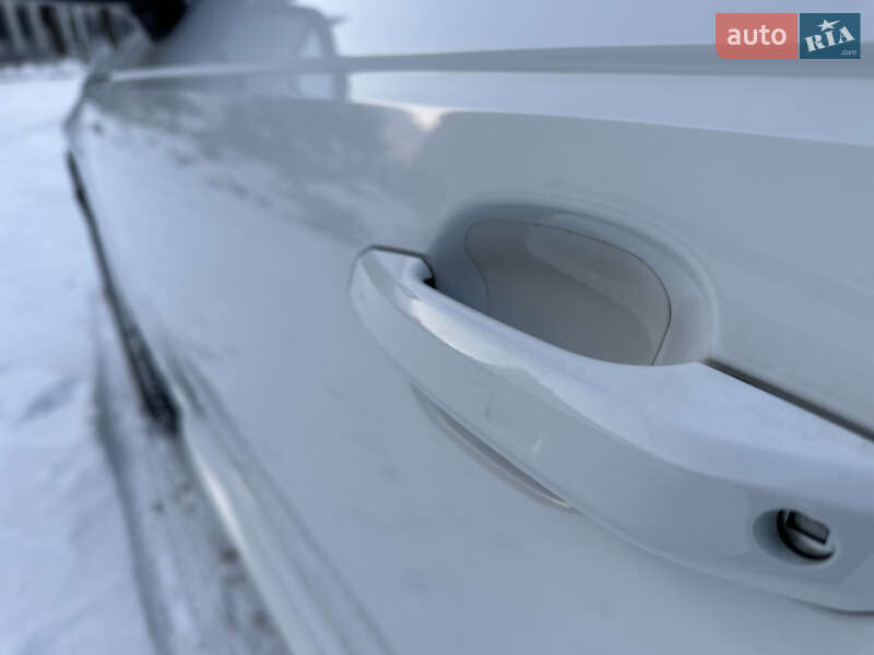 Седан Audi A4 2018 в Запоріжжі