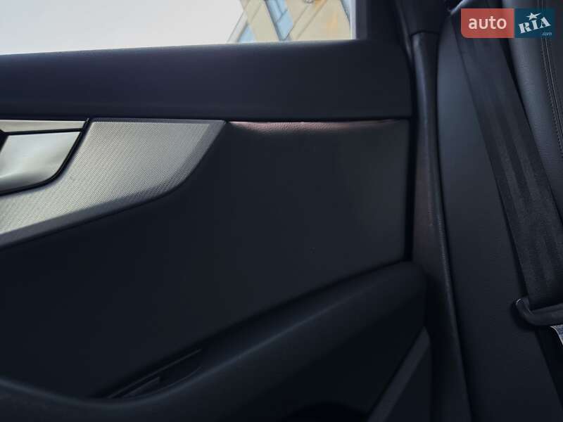 Універсал Audi A4 2018 в Луцьку