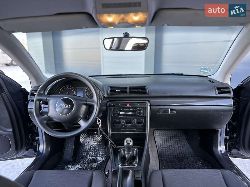 Седан Audi A4 2002 в Сарнах фото 25 Седан Audi A4 2002 в Сарнах