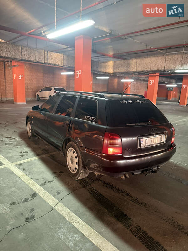 Универсал Audi A4 1996 в Львове