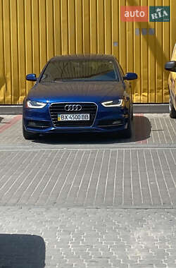 Седан Audi A4 2012 в Хмельницком