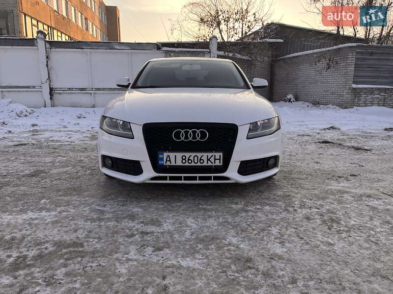 Седан Audi A4 2010 в Василькове