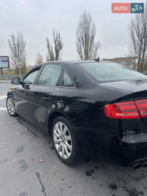 Седан Audi A4 2009 в Киеве