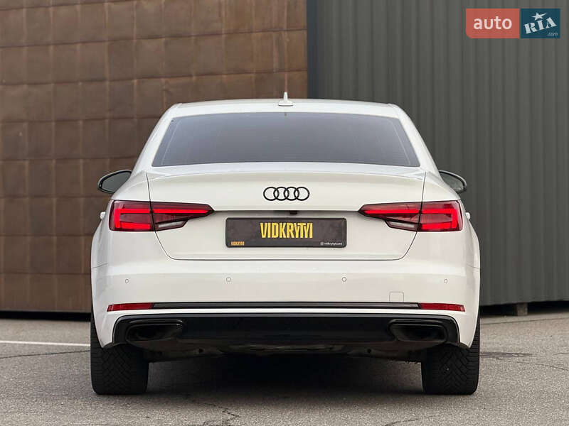 Седан Audi A4 2019 в Киеве