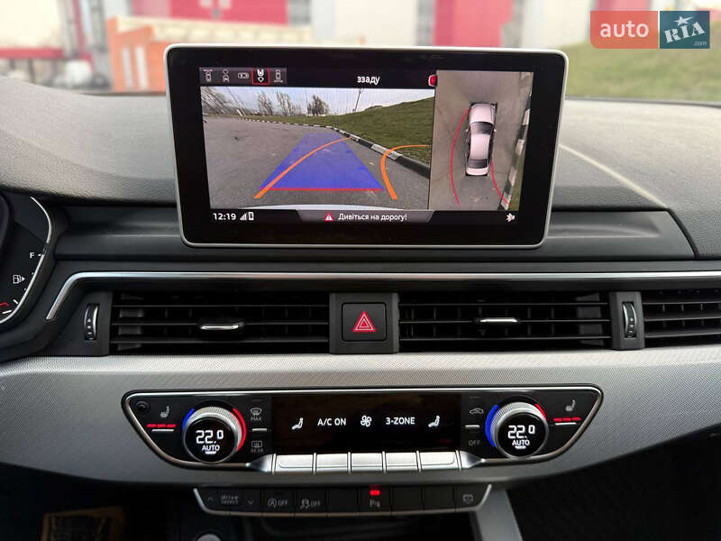 Седан Audi A4 2019 в Киеве