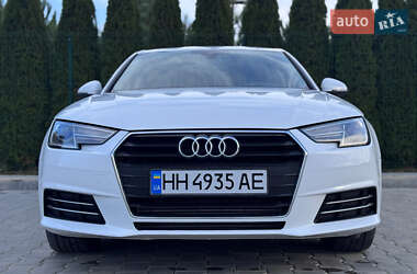 Седан Audi A4 2018 в Одессе
