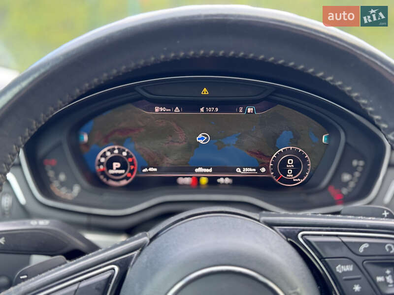 Седан Audi A4 2018 в Одессе