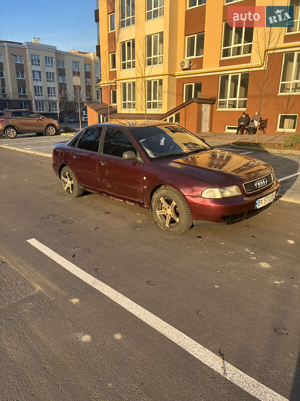 Седан Audi A4 1996 в Киеве