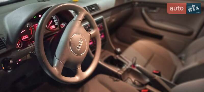 Седан Audi A4 2001 в Тернополі