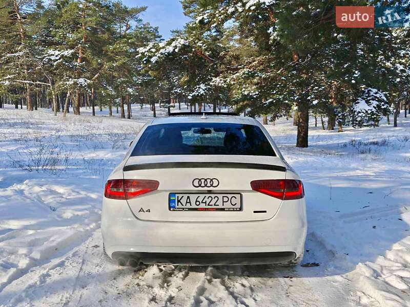 Седан Audi A4 2014 в Дніпрі