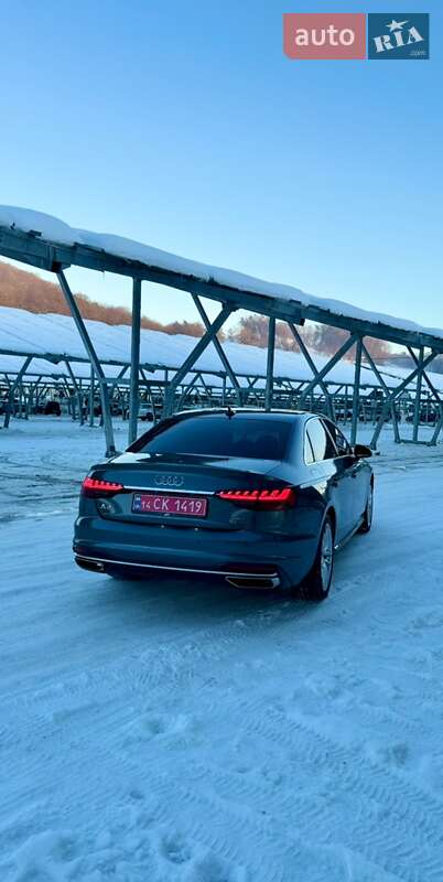 Седан Audi A4 2020 в Львове