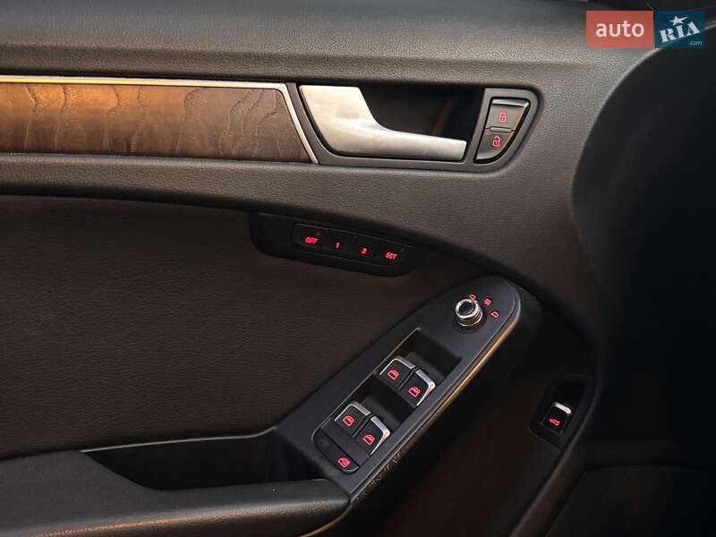 Седан Audi A4 2013 в Тернополе