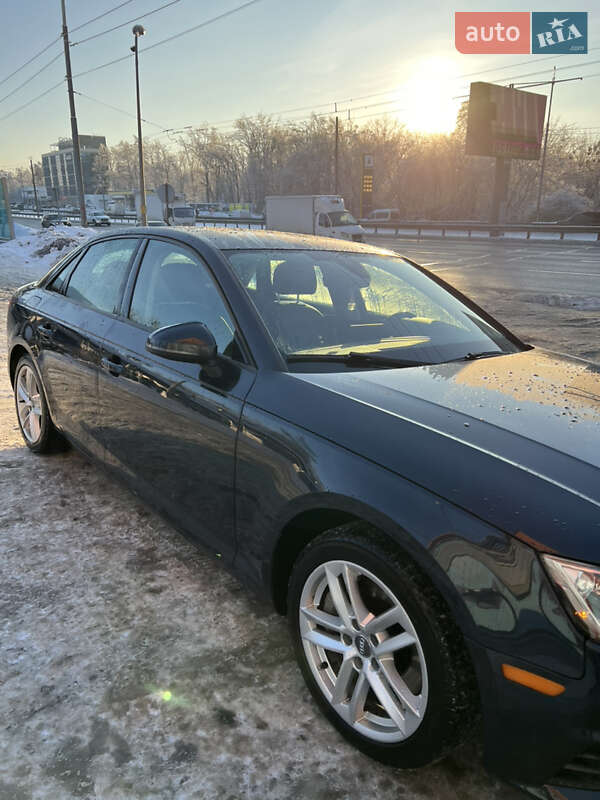 Седан Audi A4 2016 в Києві