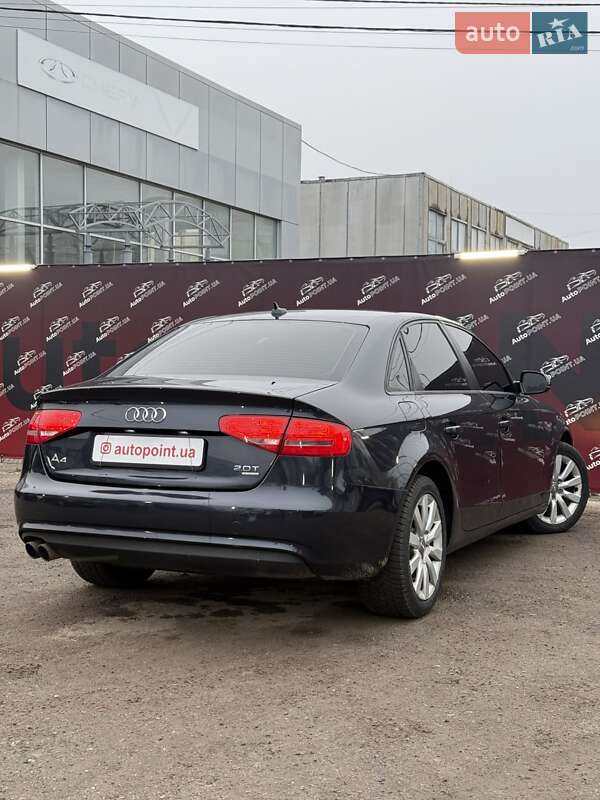 Седан Audi A4 2012 в Сумах