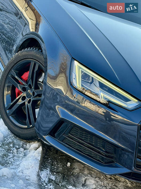 Седан Audi A4 2016 в Ужгороде