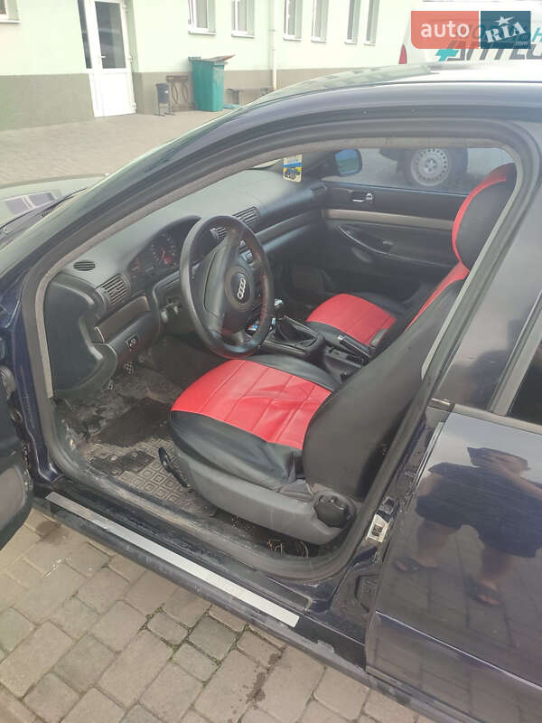 Седан Audi A4 1999 в Крыжополе