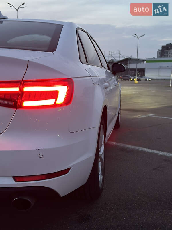Седан Audi A4 2016 в Киеве фото 11 Седан Audi A4 2016 в Киеве