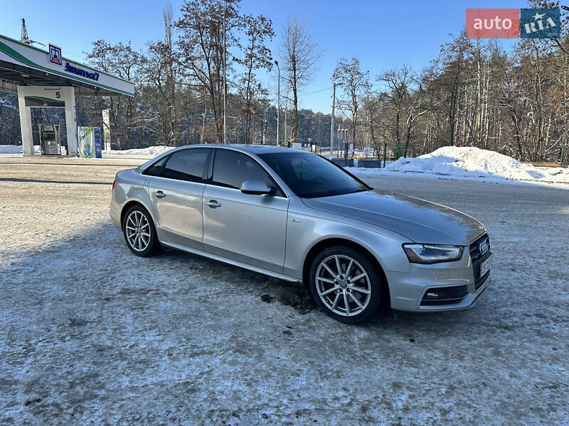 Седан Audi A4 2014 в Чернігові