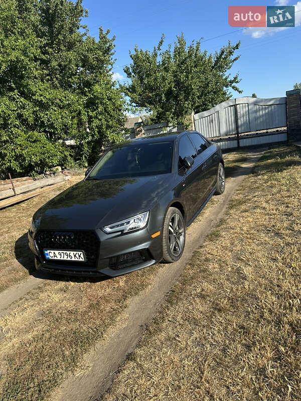 Седан Audi A4 2016 в Умани