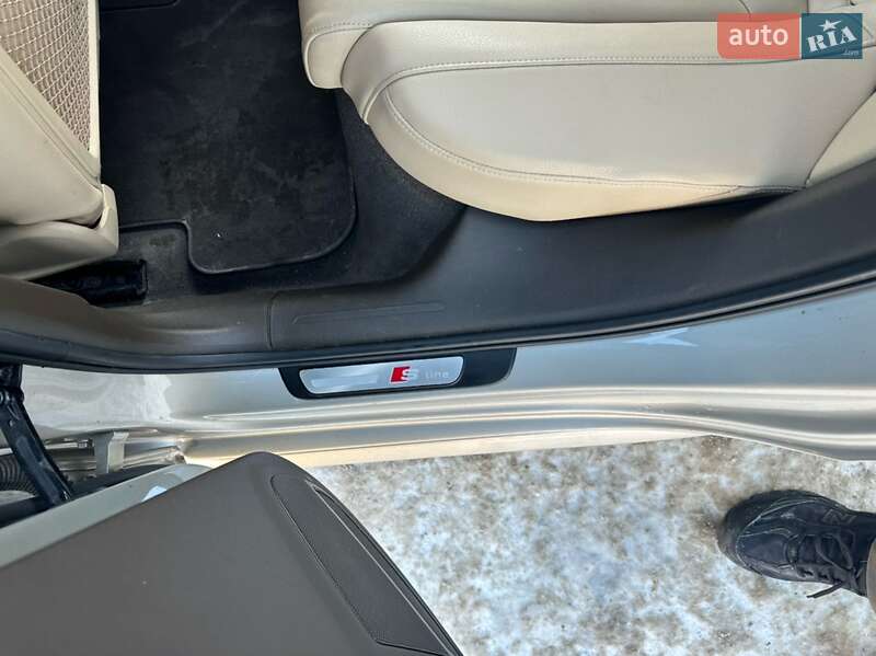 Седан Audi A4 2014 в Чернігові