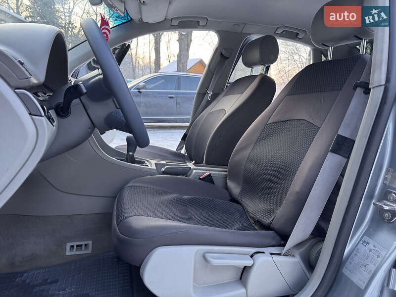 Седан Audi A4 2005 в Дрогобыче