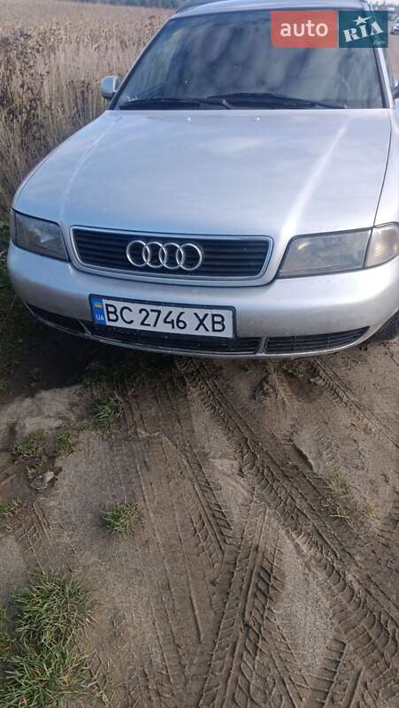 Универсал Audi A4 1998 в Судовой Вишне