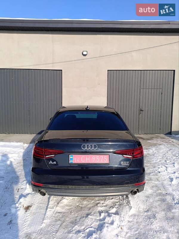 Седан Audi A4 2018 в Ивано-Франковске