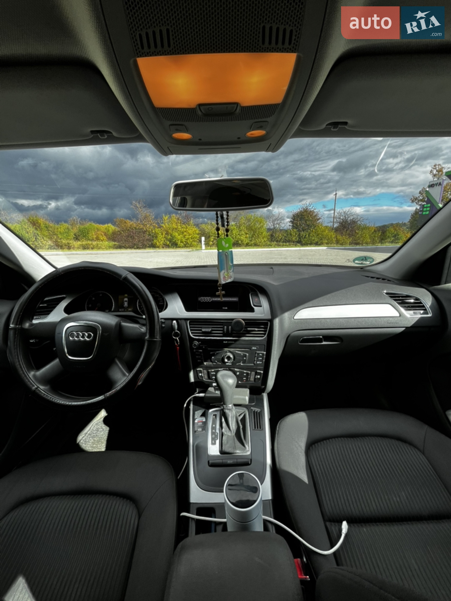 2010 Audi A4 - мініатюра 6