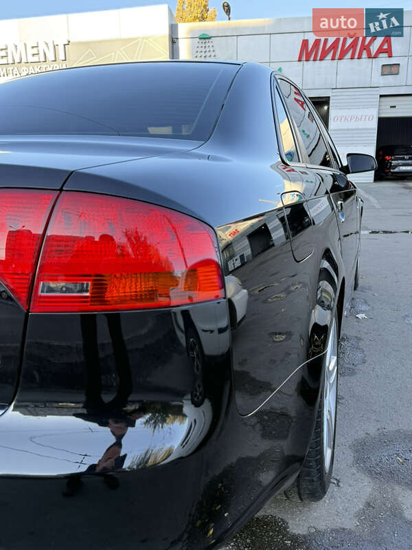 Седан Audi A4 2005 в Днепре