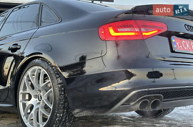 Седан Audi A4 2013 в Львове