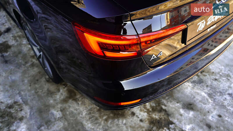 Седан Audi A4 2016 в Львове