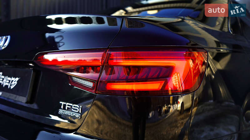 Седан Audi A4 2016 в Львове