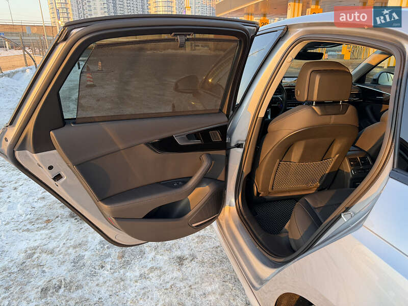 Седан Audi A4 2021 в Киеве